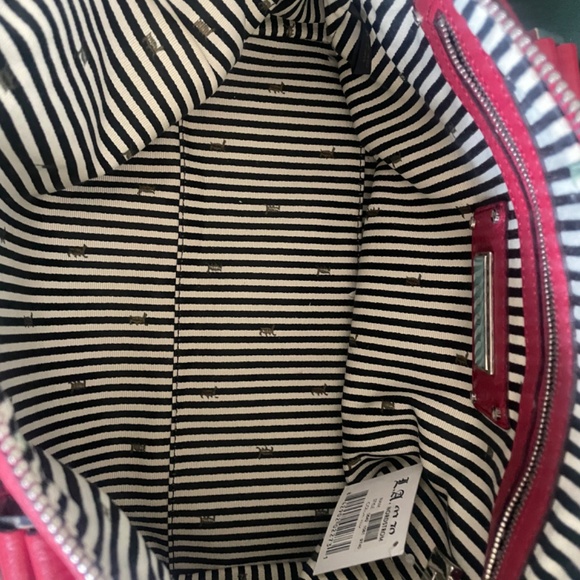 RARE!! L.A.M.B. Gwen Stafani Red purse - Picture 2 of 5